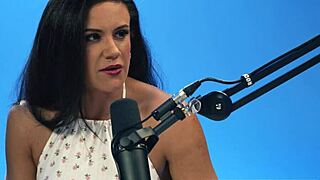 Up Close - How Women Orgasm With The Perfect Milf Penny Barber Solo Female Masturbation Full Scene