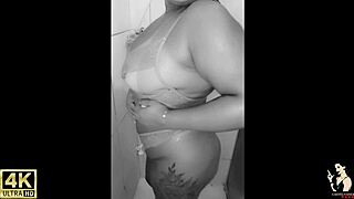 camera catches my neighbor masturbating in the bathroom for her lover 😏