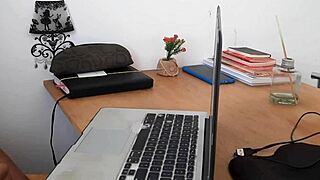 i fucked a mature woman's ass as her computer technician