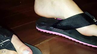 luh's feet captivate in intriguing displays