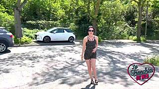 Leila enjoys herself before getting fucked