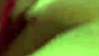 Rica masturbada en mi camita