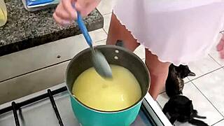 sarah rosa cozinha sexy mingau de fub� com queijo