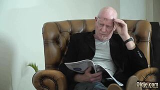 intense pussy fucking and mouth cumshot for sexy teen by old man