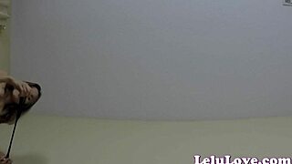 interactive giantess tells you what to do in pov