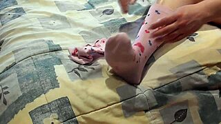 oiled feet fetish with sexy bbw wife and food play