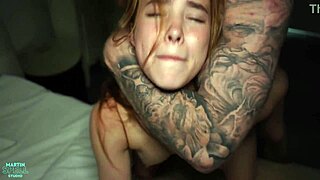 the ballerina retired and now earns casually with her pussy 😈