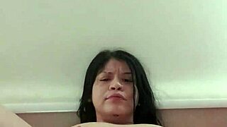 colombian amateur touches herself while watching you papi!!