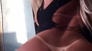 Modelo Dando Las Nalgas Http Tmearn Com Eb0uwg