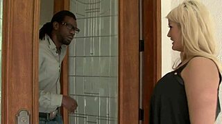 I crave your passionate fucking before you leave on vacation