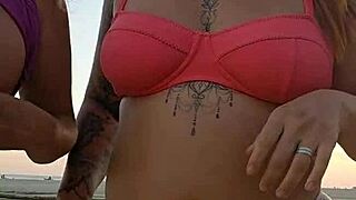 Procurando Macho Na Praia Pra Soca Bem Gostoso Na Gente - Encontramos Um Virgem