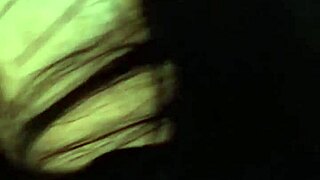 mi hermanastro me engaña para follarme el culo, ¿verdad?