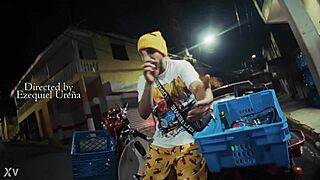 mature woman with pakito in solid rd