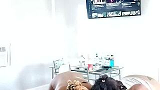 2 twitter baddies drippinvelvet & princess hayze giving gaktrizzy some head after an orgy