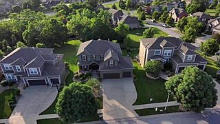 big ass step mom fucking step son after spotting boner