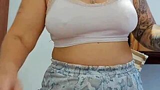 When I get horny, the light turns on 😏💡