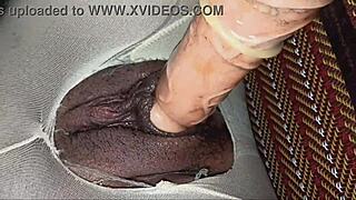 เย็ดผ่านถุงน่องที่ฉีกขาดจนน้ำเต็มหี!