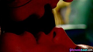 i lick my glamour girlfriend's clit and rim her ass so good