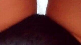 Check out this curvy mature woman's slip and pelo in homemade video 😍