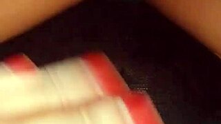 Check out this curvy mature woman's slip and pelo in homemade video 😍