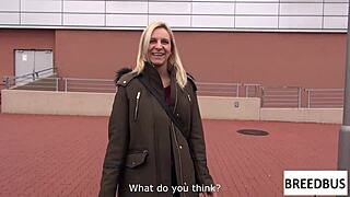 bianca ferrero eats ass in breedbus