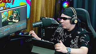 a ninfeta viamms avalia o mastro do ruan e deu uma boa nota ser� que ela gostou da rola dele - p�pum no barraco