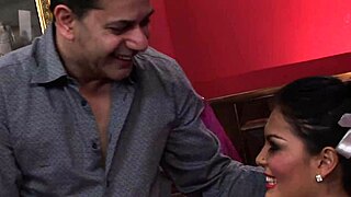 Fucking curvy brunette mom intensely with monster cock for cumshot.