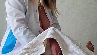 Shocked masseuse sees client's huge cock 😲