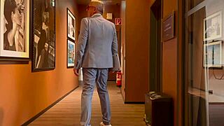 Dominatrix Mistress April Forces Slave To Taste Cupcake And Toes