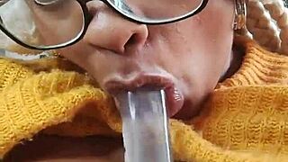 Watch this hairy slut squirt on dildo?