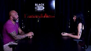 Indigenous narcissistic mom spreads cosplay photos, wants recording with sister and subscriber cousin - indiazinha watch on sheer red