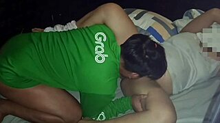 Is the asian chubby pregnant woman's hotel sex too rough?