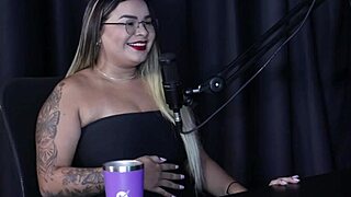 Is Penelope's Daily Masturbation Fetish Too Intense for Suellen Barrar?