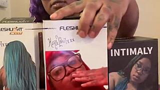 hazelnutxxx offers shabrim sex toys for purchase