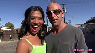 Little Amateur Stepsister Eagerly Sucks Every Last Drop Of Cumshot!