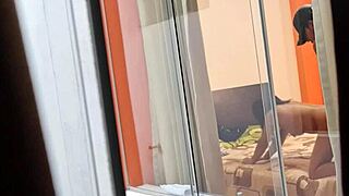 Vecina mexicana enfermera Miranda follando con amante sin cerrar ventana