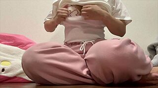 【田舎の大学生のオナニー】深夜3時ってオナニー1番したくなる えっちな汁沢山出します