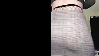 Sexy fat ass dancing in fishnets
