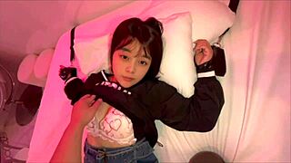 【Couple's Love Hotel Footage】We Tied Her Hands and Feet for Messy Sex