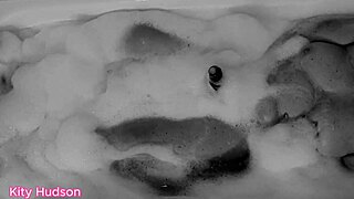 kity hudson bath and a toy