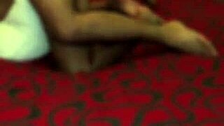 i blow my morena girlfriend in cdmx motel she screams give me milk as i cum inside then we see her period