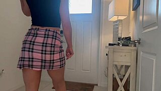 Petite redhead elise london offers an irresistible bbc encounter