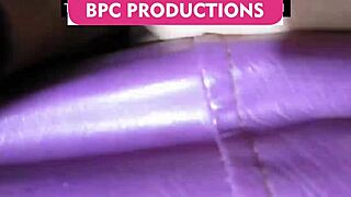 Esta casada y cansada de la verga de su marido prueba sexo lesbico, exploring pussy licking and fingering with her blonde friend