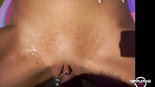 Wow, nippleringlover gets horny fucked outdoors by beach! 😍