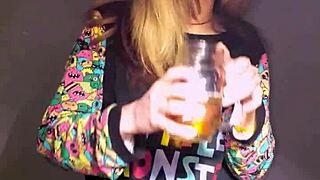 bonneyuwu says, 'watch me masturbate with dildo and plushie in pajamas'