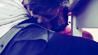 garganta profunda de otro mundo como chupa la pija esta puta