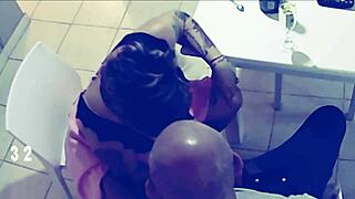 garganta profunda de otro mundo como chupa la pija esta puta