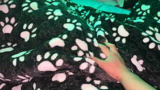 Hermanastro lets me masturbate him and i wanted to eat it