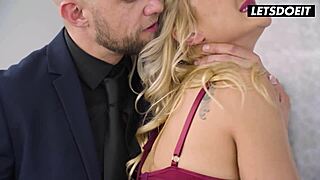 Голям задник MILF Чери Кис интензивен анален секс - Letsdoeit