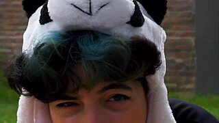 Lara's picnic turns into full vomit barf fetish movie. Outdoor teen solo.